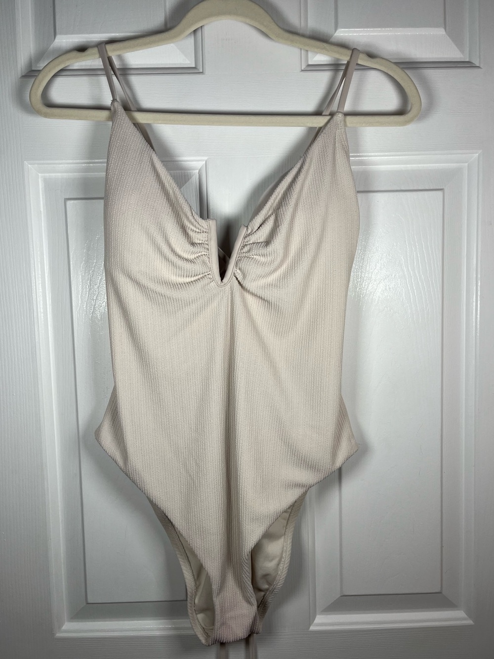 Sanctuary Cream Ribbed V-Notch Bathing Suit